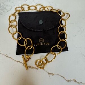 Julie Vos Catalina link necklace.